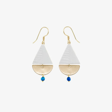 Sailing boat
