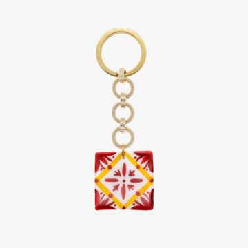 Key chain with red majolica
