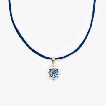 Collana coda di topo blu